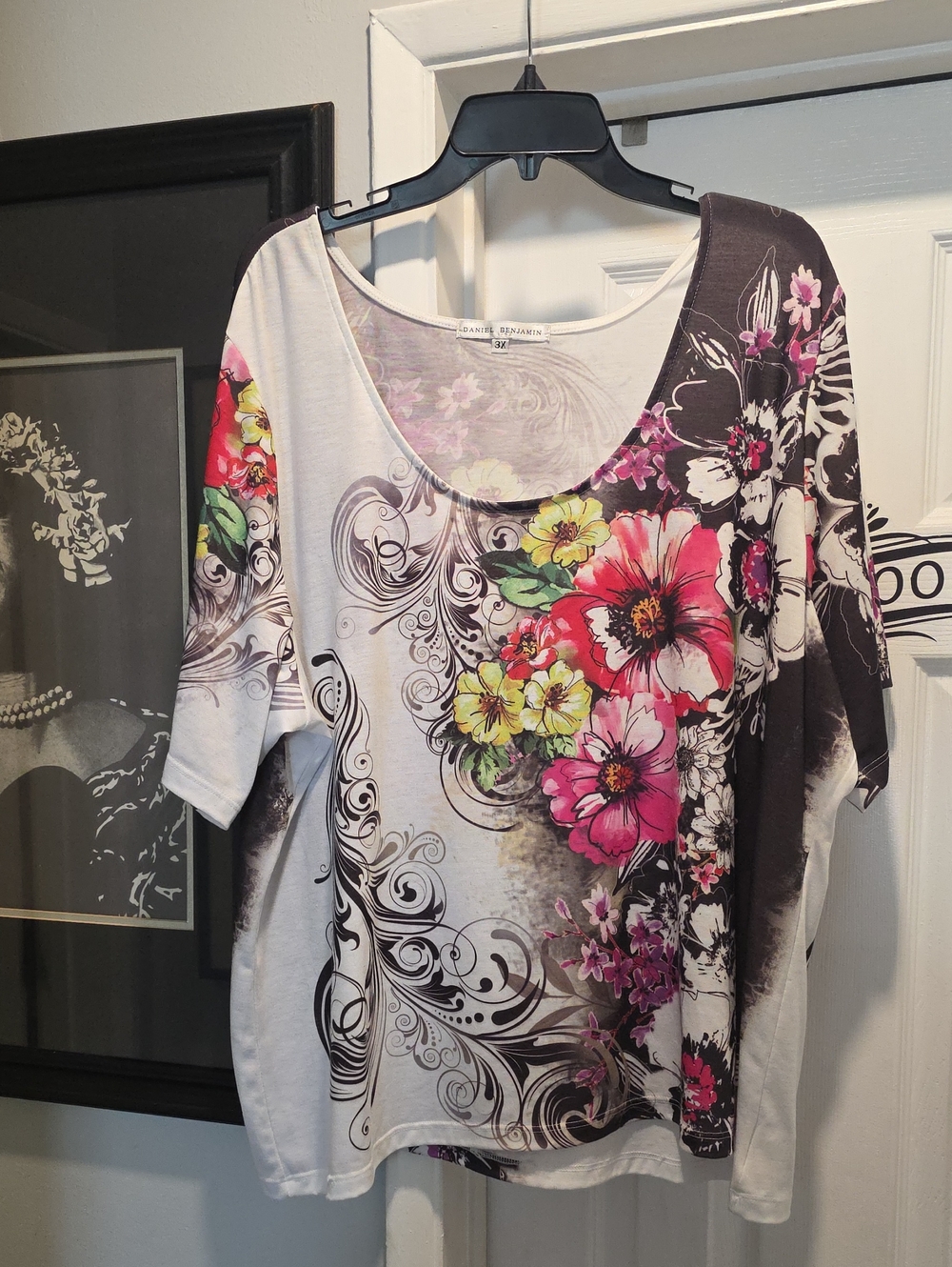 Scoop Neck Floral Short Sleeve Tee - White with Pink & Yellow Blooms